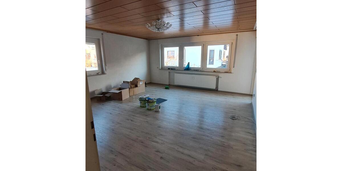 4 Zimmer Wohnung mit Balkon in Heubach 4 zimmer
