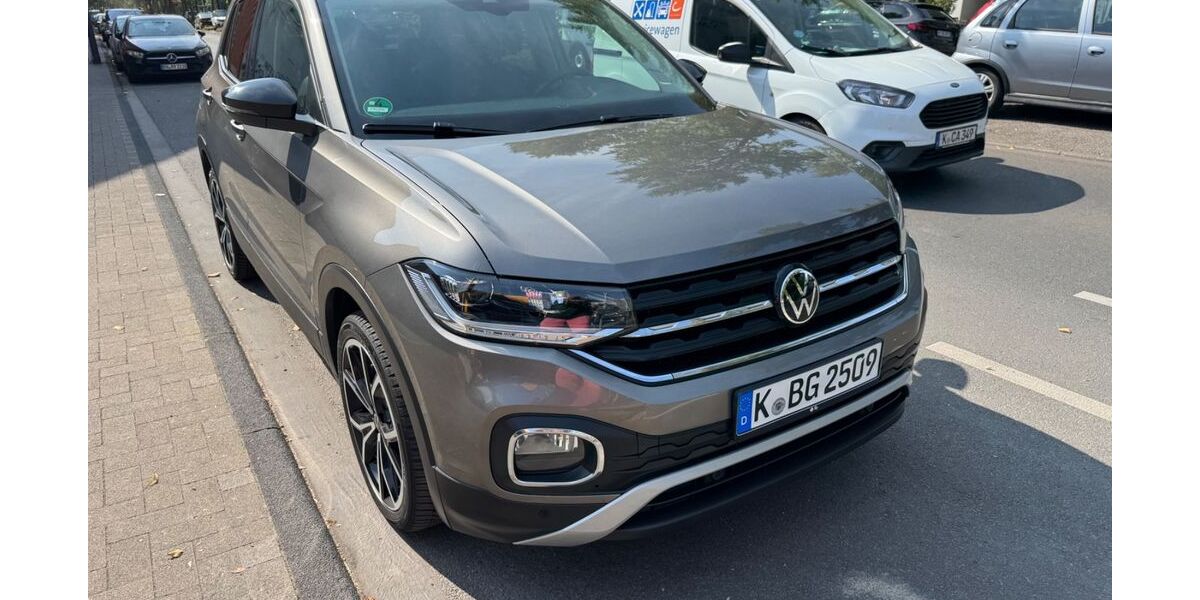 VW T-Cross 39.967 km 17.990 &euro; Köln 50737