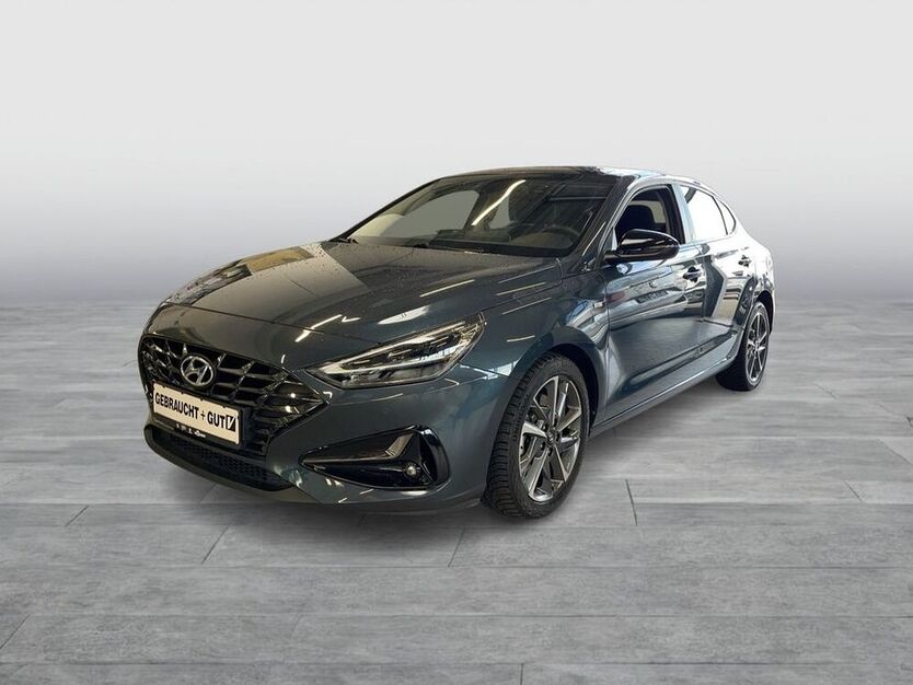 i30