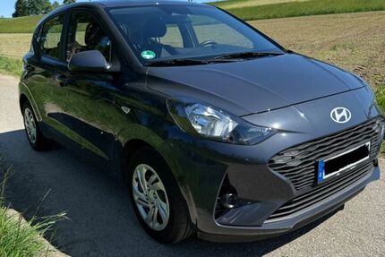 Hyundai i10 5.700 km 12.500 &euro; Laupheim 88471