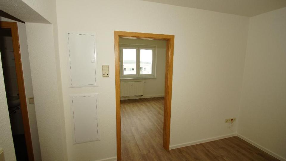 Etagenwohnung Dippoldiswalde - 3 Zimmer, 74 m&sup2;, 493&euro; | Angebot:25103367