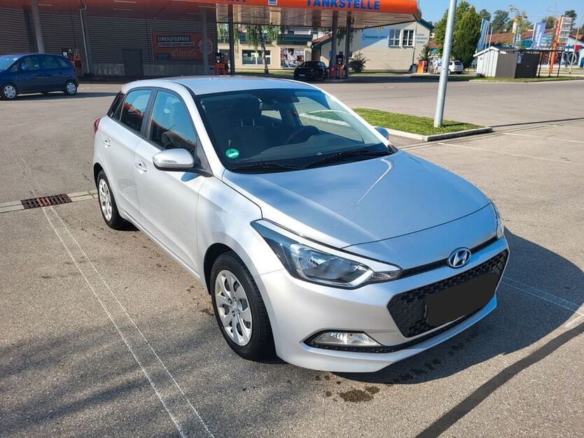 i20