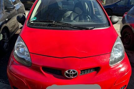 Toyota Aygo (X) 135.000 km 2.499 &euro; München 80933