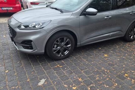 Ford Kuga 2.800 km 15.900 &euro; Berlin 12109