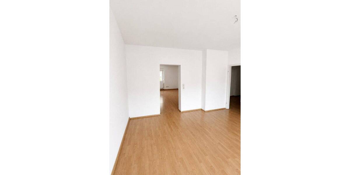 Etagenwohnung Schweinfurt Innenstadt - 4 Zimmer, 140 m&sup2;, 1.450&euro; | Angebot:26882885