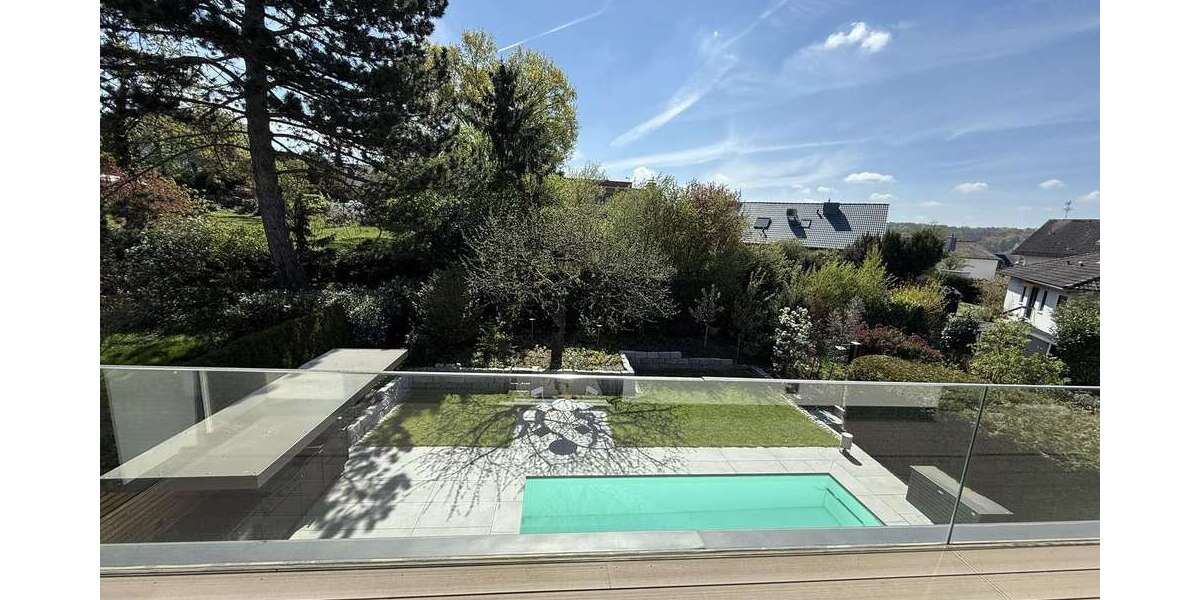 Einfamilienhaus Bad Vilbel - 11 Zimmer, 420 m&sup2;, 3.499.000&euro; | Angebot:27014922