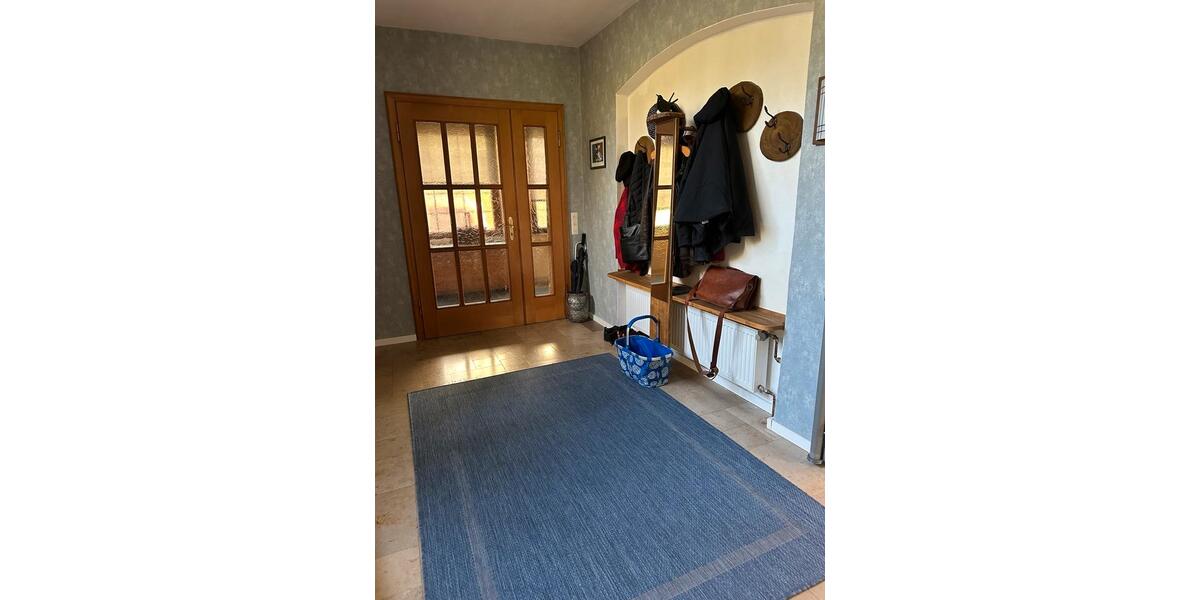 Einfamilienhaus Rüthen - 7 Zimmer, 240 m&sup2;, 330.000&euro; | Angebot:26000889