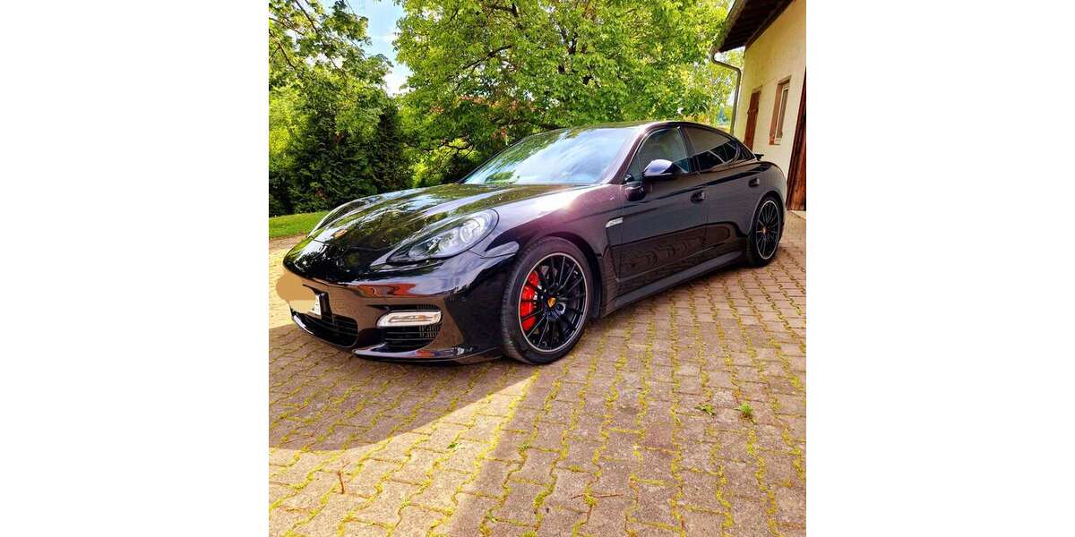 Porsche Panamera 71.300 km 49.600 &euro; Satteldorf 74589
