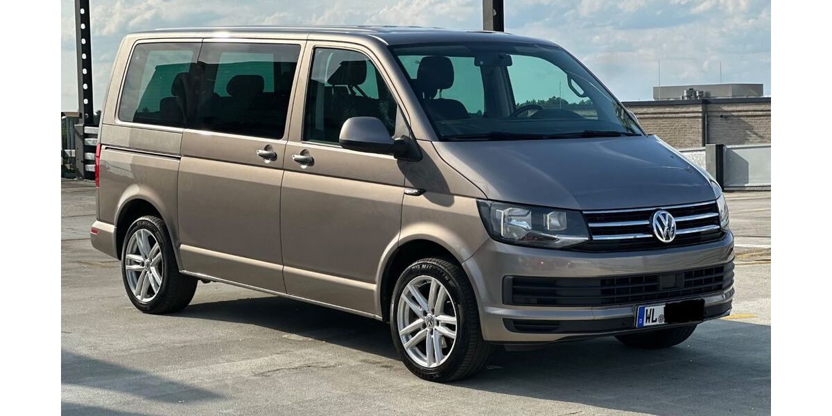 VW T6 Multivan 245.000 km 22.999 &euro; Rosengarten 21224