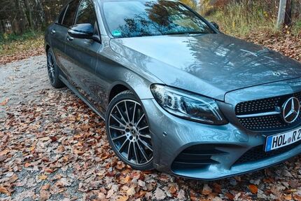 Mercedes-Benz C 400 88.000 km 32.000 &euro; Boffzen 37691