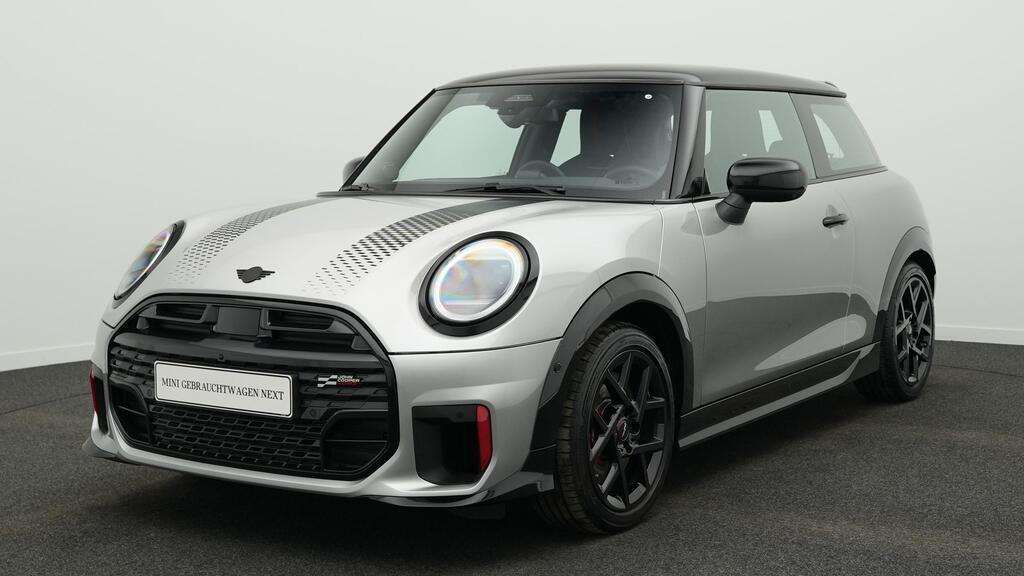 Mini John Cooper Works 6.055 km 37.084 &euro; München 80788