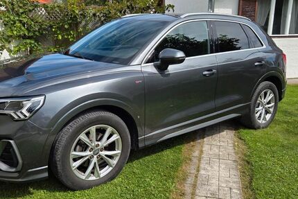 Audi Q3 65.900 km 24.990 € München 80939