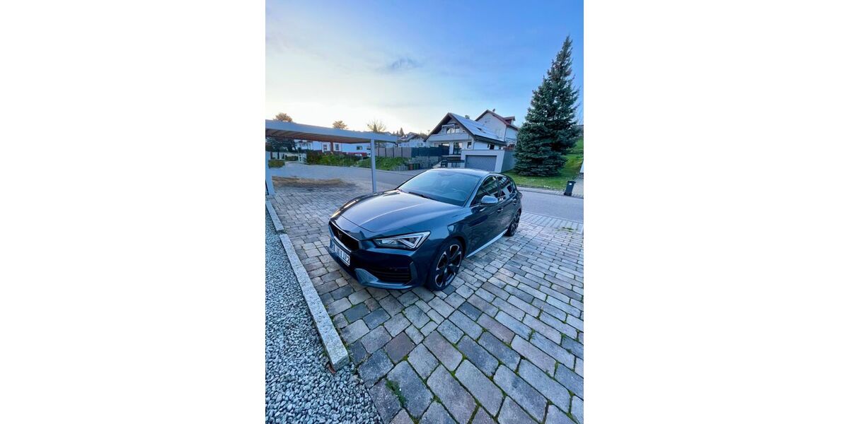 Cupra Leon 55.000 km 22.999 &euro; Sinsheim 74889