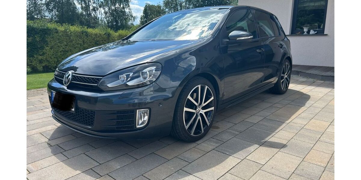 VW Golf 203.000 km 8.200 &euro; Benz OT Neppermin 17429