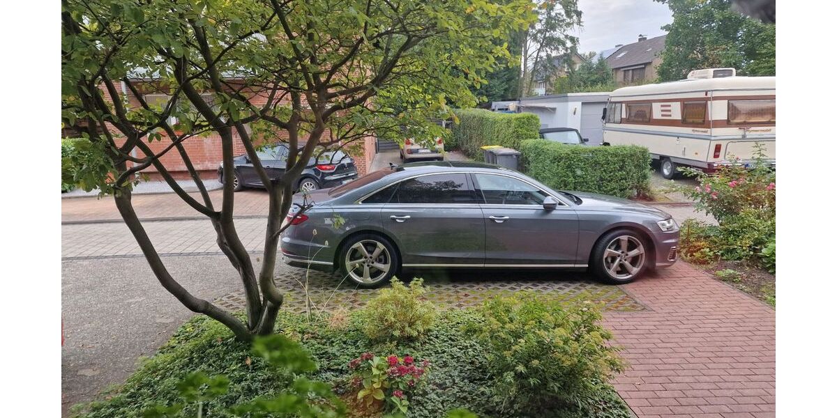 Audi A8 155.000 km 42.000 &euro; Eschborn 63654
