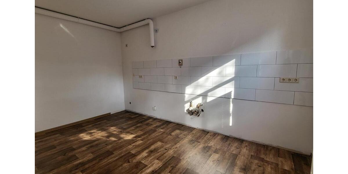 Maisonettenwohnung Staßfurt - 2 Zimmer, 60 m&sup2;, 350&euro; | Angebot:26561558