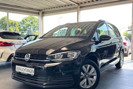 VW Touran 88.510 km 14.990 &euro; Wahlstedt 23812