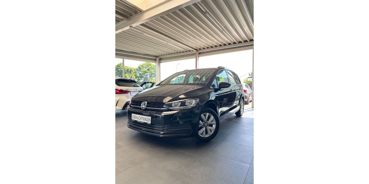 VW Touran 88.510 km 14.990 &euro; Wahlstedt 23812