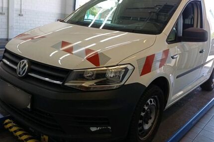 VW Caddy 159.620 km 13.890 &euro; Braunschweig 38114