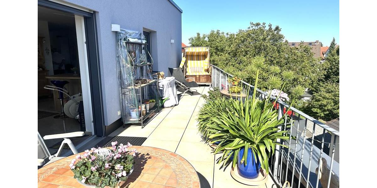 Penthouse mit Dachterrasse 4 Zimmer Wohnung in Hofheim, Luxusausstattung und 2xTG-Stellpätze! 4 zimmer