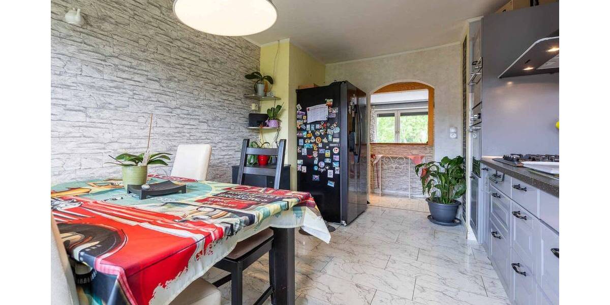 Etagenwohnung Lüneburg Weststadt - 4 Zimmer, 93 m&sup2;, 285.000&euro; | Angebot:25691286