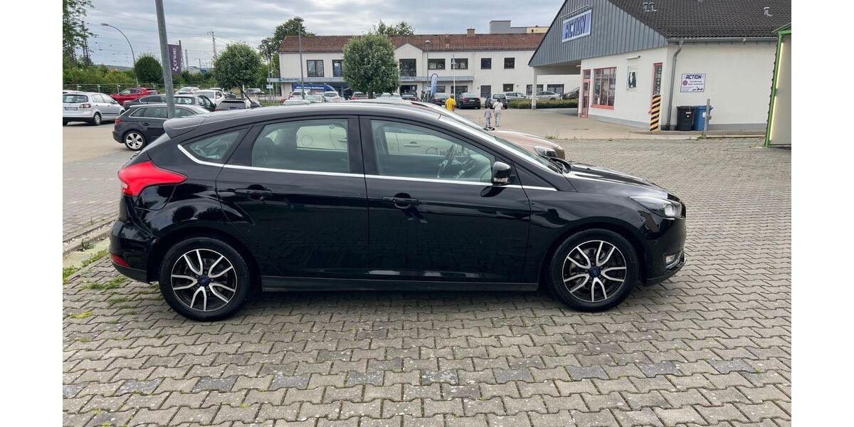 Ford Focus 125.000 km 11.300 &euro; Donauwörth 86609
