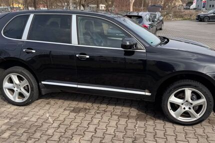 Porsche Cayenne 272.600 km 9.500 &euro; Augsburg 86167
