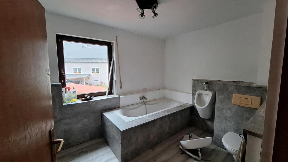 Einfamilienhaus Pottenstein - 4.5 Zimmer, 146 m&sup2;, 115.000&euro; | Angebot:26367830