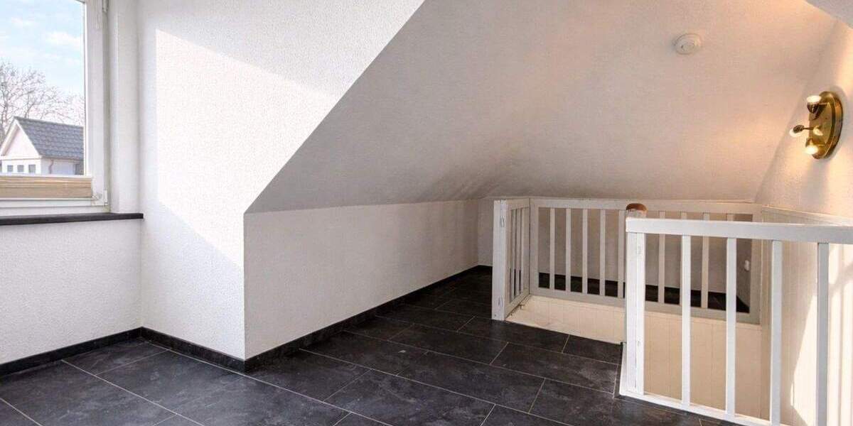 Reihenendhaus Gelsenkirchen Bismarck - 6 Zimmer, 200 m&sup2;, 249.000&euro; | Angebot:25779459