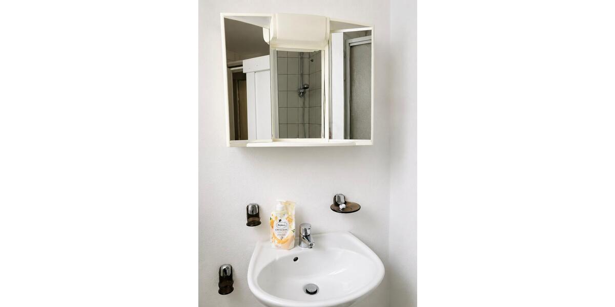 Erdgeschoßwohnung Stuttgart Stuttgart-West - 1 Zimmer, 25 m&sup2;, 550&euro; | Angebot:26656539