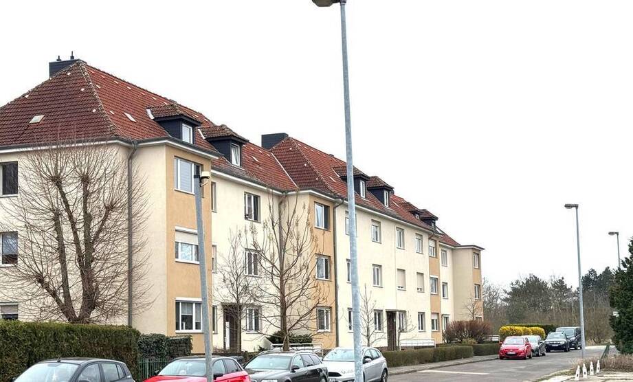 Schöne 3 Zimmer Wohnung im 1. OG mit ca. 86qm und Garten - frei ab sofort!