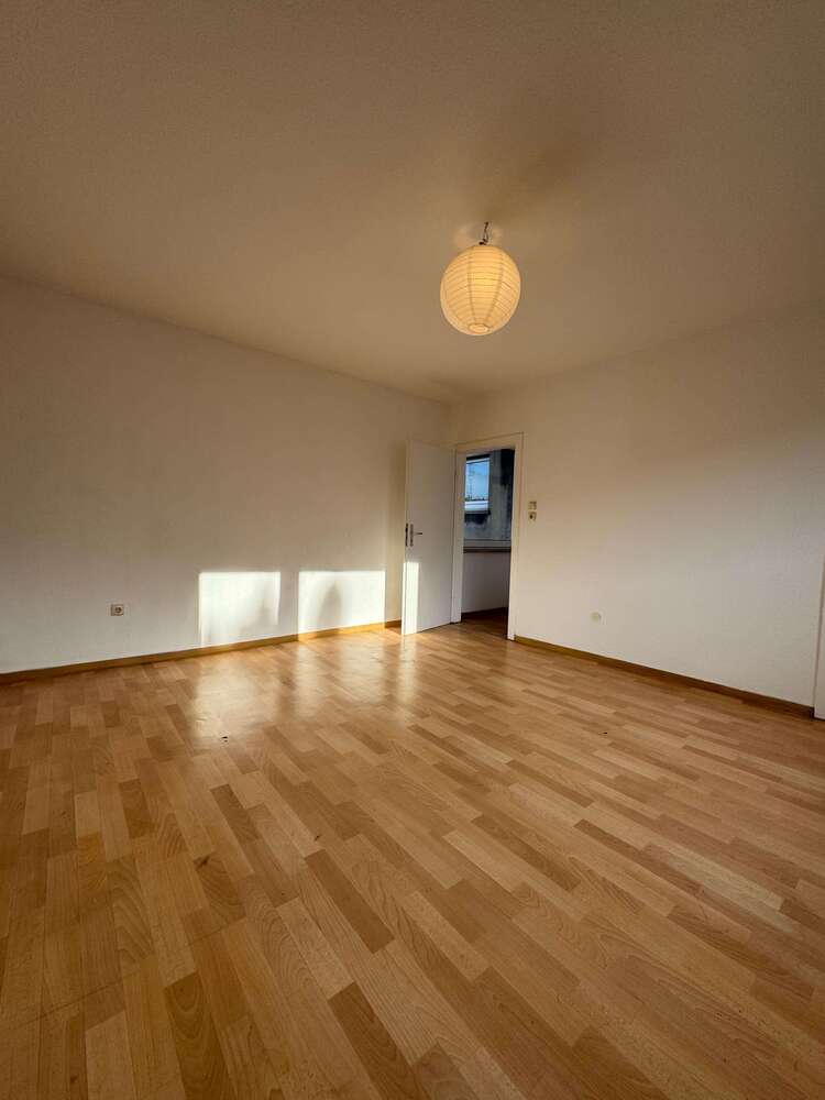 Wohnung zum Mieten in Duisburg 425 € 50 m²