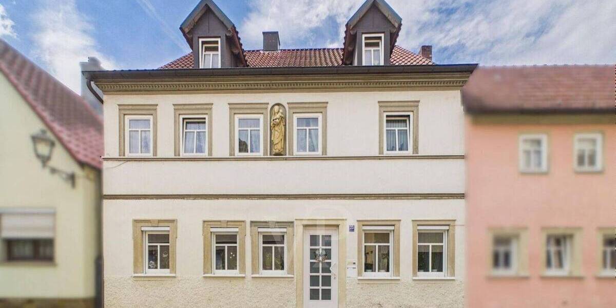 Einfamilienhaus Haßfurt - 8 Zimmer, 234 m&sup2;, 395.000&euro; | Angebot:26751043
