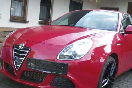 Alfa Romeo Giulietta 165.000 km 6.500 &euro; Berching 92334