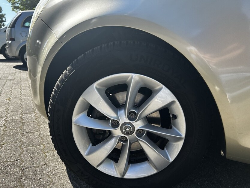Opel Corsa 75.000 km 1.850 € Nürnberg 90403