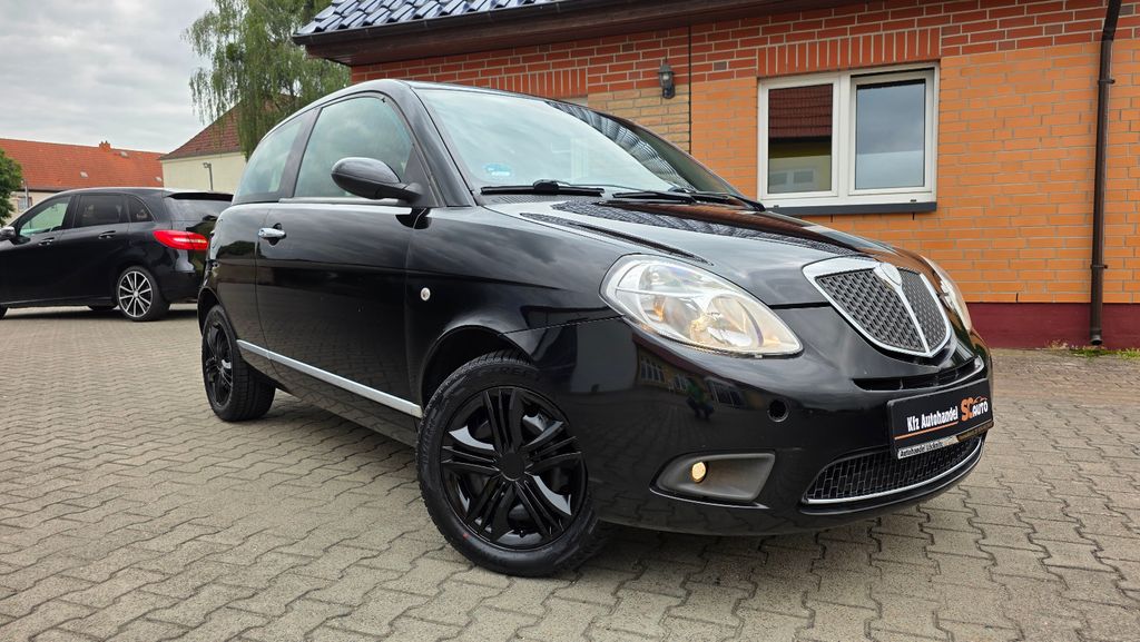 Lancia Ypsilon 74.406 km 2.699 &euro; Pasewalk 17309
