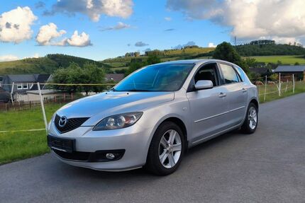 Mazda 3 261.000 km 1.950 &euro; Bad Berleburg 57319