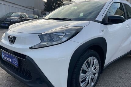 Toyota Aygo (X) 95.000 km 9.490 &euro; Mönchengladbach 41238