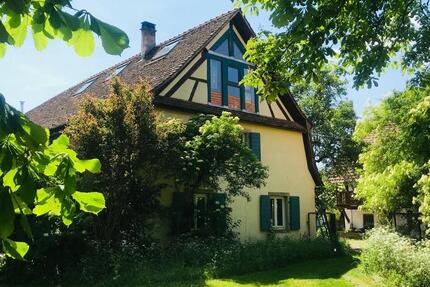 Schönes Fachwerkhaus (2 separate Wohnungen) zu vermieten 6 zimmer