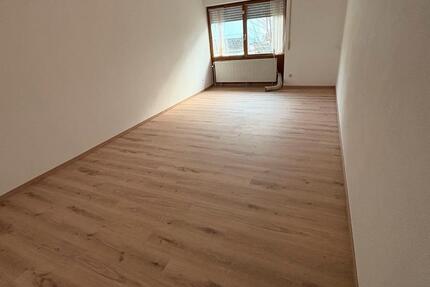 Wohnung Kösching - 6 Zimmer, 160 m&sup2;, 510&euro; | Angebot:25017950