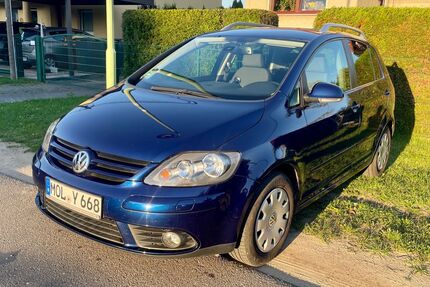 VW Golf Plus 115.000 km 5.499 &euro; Petershagen 15370