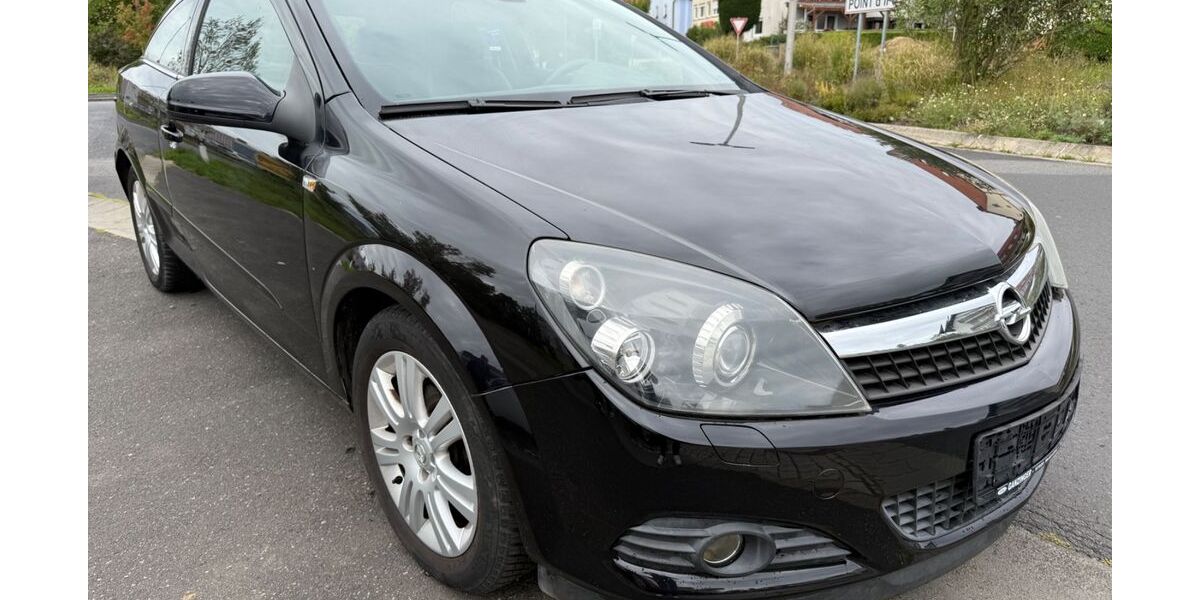 Opel Astra 122.000 km 1.990 &euro; Niederwerrn 97464
