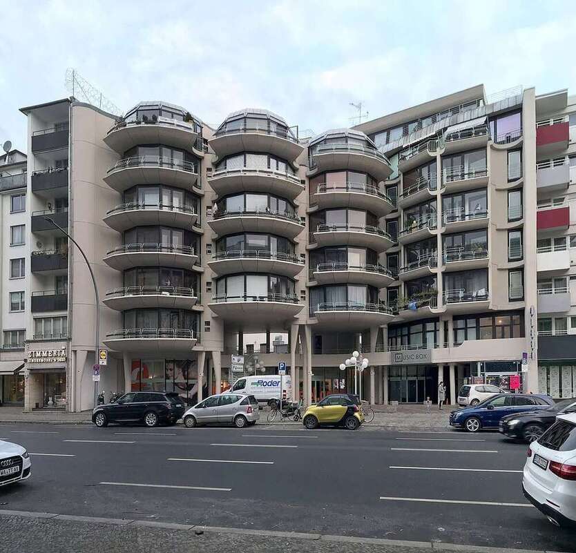 Einzelhandel in Berlin 999 € 18.09 m²