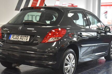 Peugeot 207 66.000 km 4.870 € Nürnberg 90431