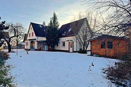 Haus Burgkirchen a. d. Alz/Gendorf Gendorf - 6 Zimmer, 149 m&sup2;, 375.000&euro; | Angebot:22518256