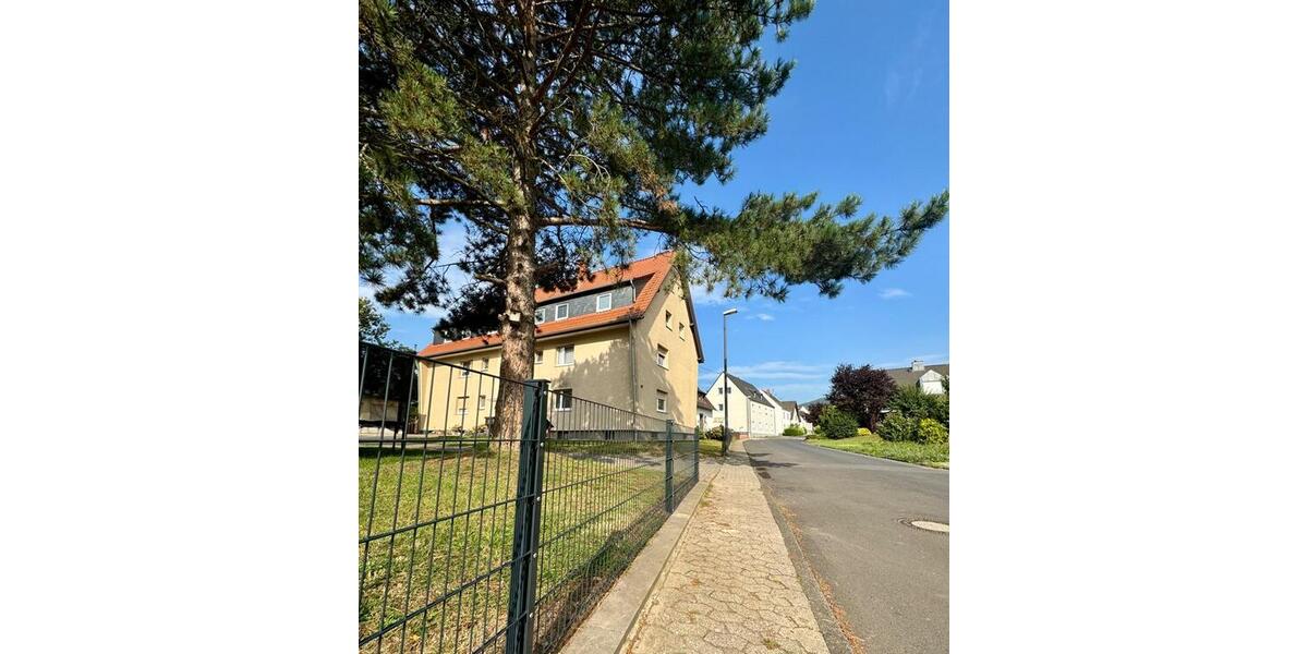 Etagenwohnung Nickenich - 4 Zimmer, 90 m&sup2;, 850&euro; | Angebot:25055487