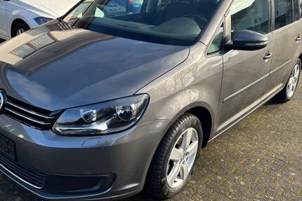 VW Touran 243.400 km 6.800 &euro; Eigeltingen 78253