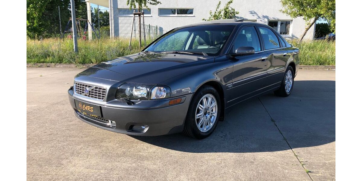 Volvo S80 150.000 km 4.900 &euro; Ötigheim 76470