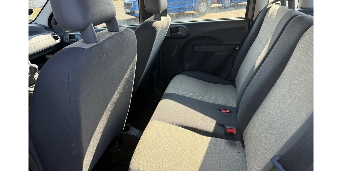 Fiat Panda 1.Hand/76.000km 76.555 km 2.599 &euro; Frankfurt 60386