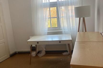 Mobilierte WG Zimmer zu mieten Tuebungen Centrum